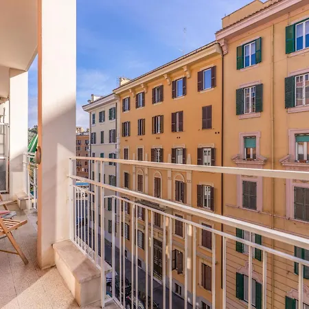 Tropical House Vatican Area *